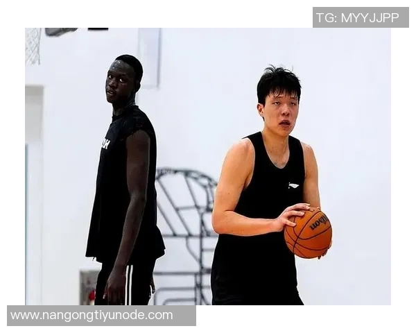 太阳主帅称赞马卢阿奇表现出色反应令人满意展现自信与进步