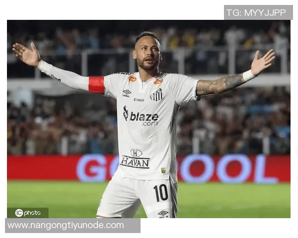 内马尔带伤坚持出战助桑托斯大胜33岁球星3场贡献2球1助力保级成功